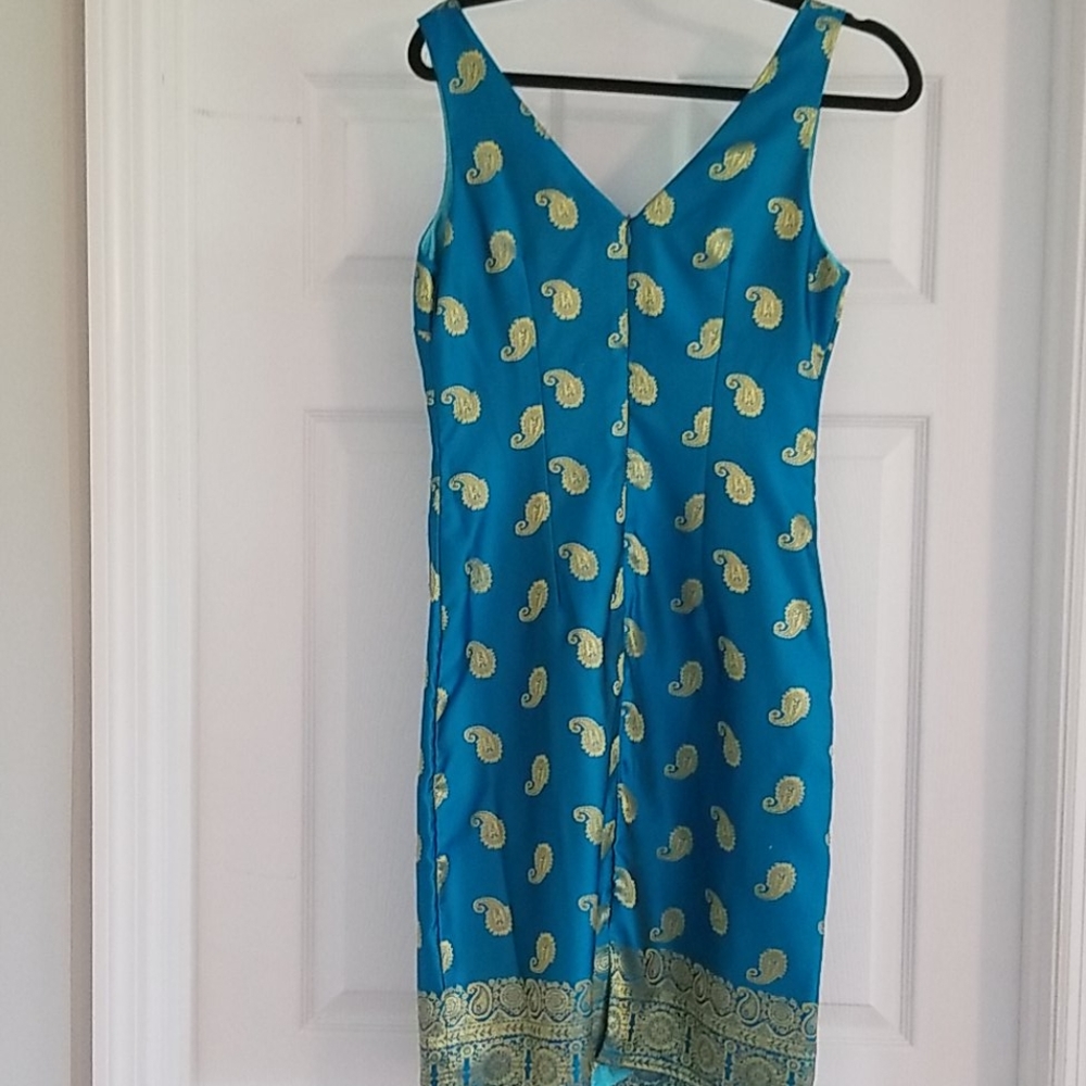 Dress - Picture 2 of 3